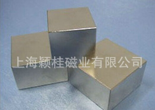 磁鐵中的強(qiáng)者，釹鐵硼強(qiáng)磁，磁力更強(qiáng)大！