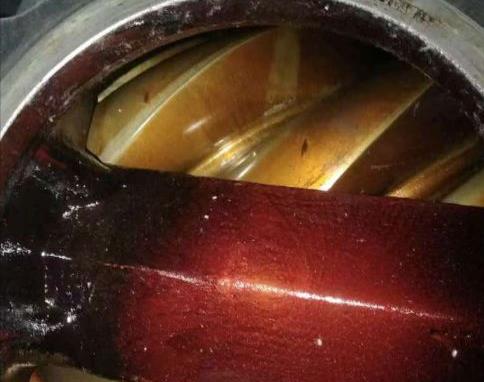 螺桿式空壓機結膠與積碳分析